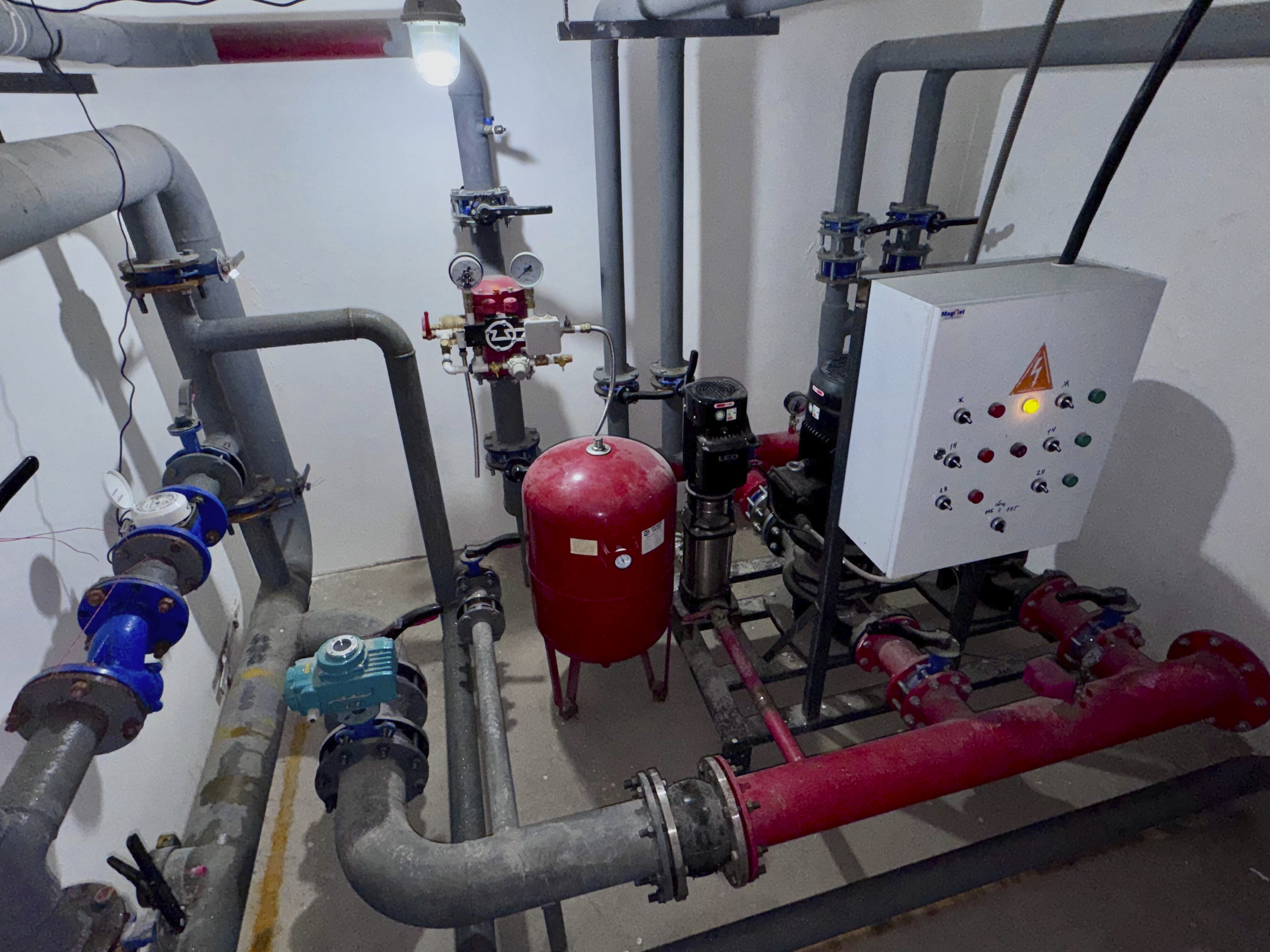 Pumping station installation